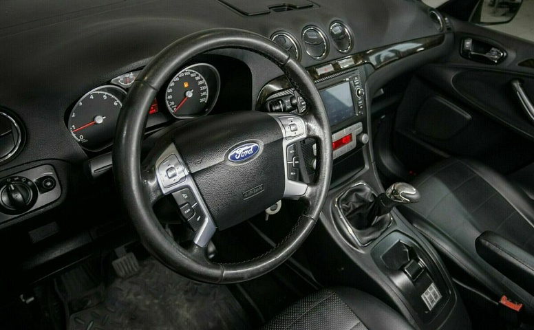 Ford galaxy