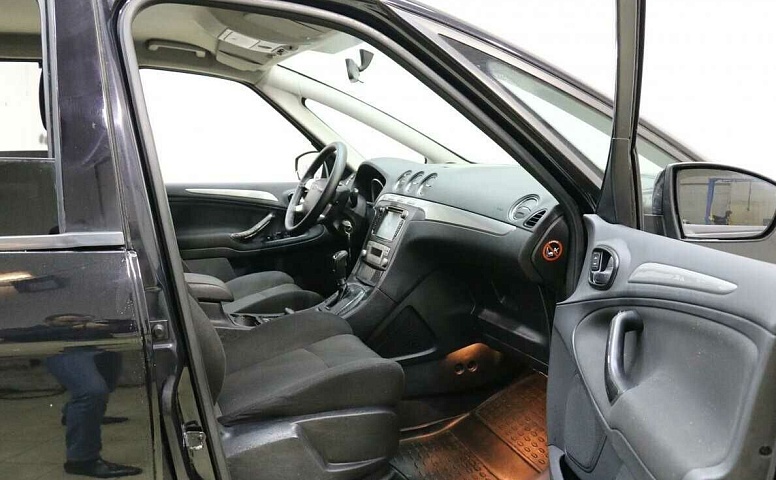 Ford s-max i