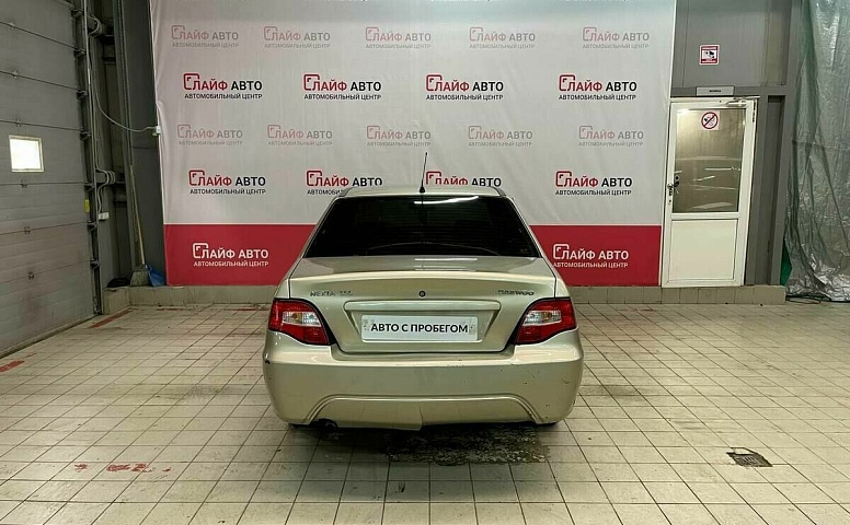 Daewoo NEXIA 1.6 MT (109 л.с.)