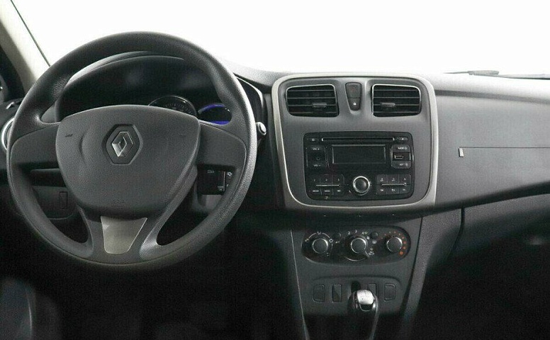Renault Logan 1.6 Автомат