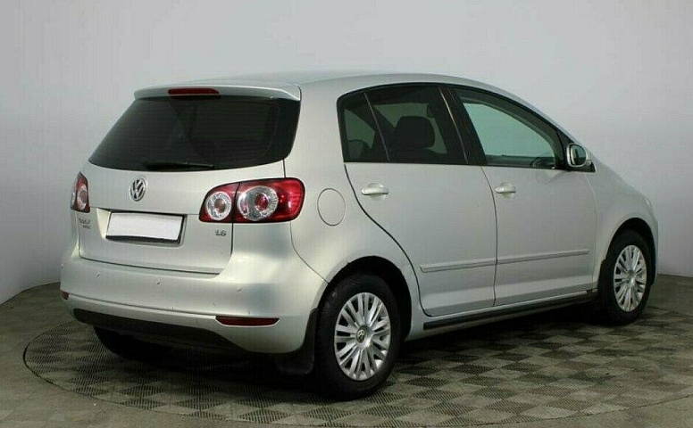 Volkswagen Golf Plus 1.6 Робот