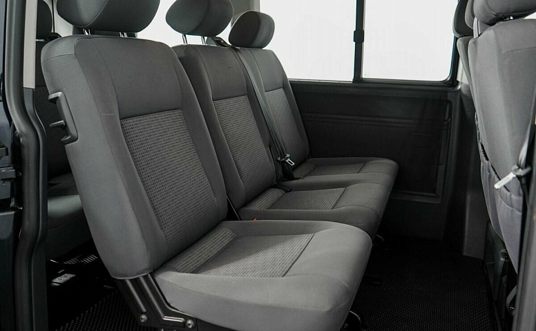 Volkswagen Caravelle T5