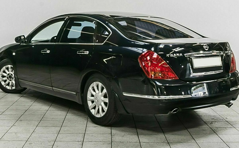 Nissan teana