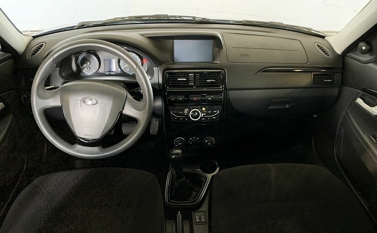 LADA (ВАЗ) 2170 1.6 MT (106 л.с.)