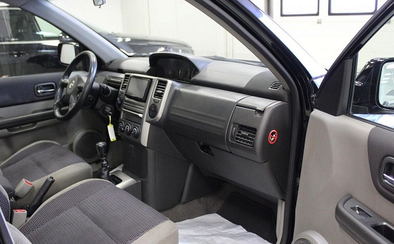 Nissan X-Trail I