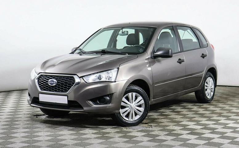 Datsun mi-do