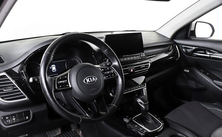 Kia Seltos 2.0 CVT