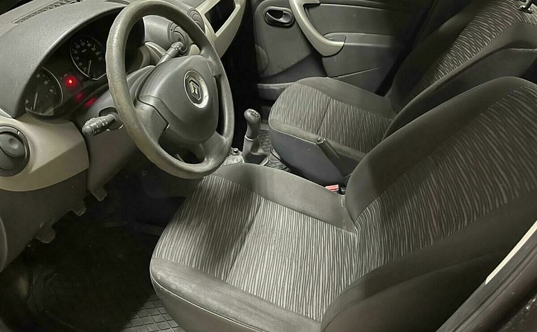 Renault SANDERO 1.6 MT (103 л.с.)
