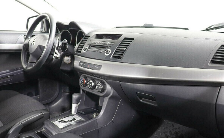 Mitsubishi Lancer X