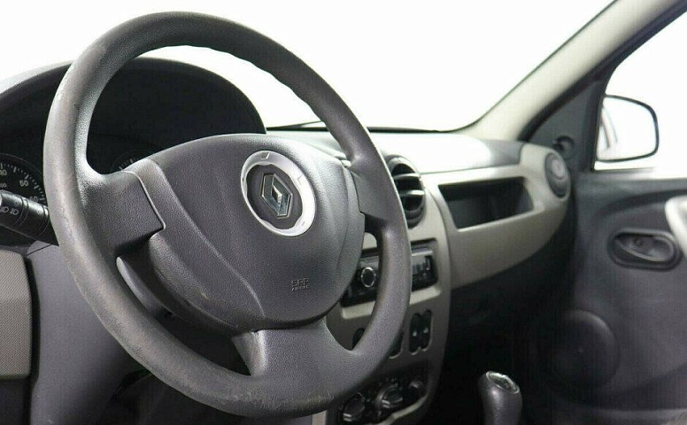 Renault Sandero 1.6 Механика