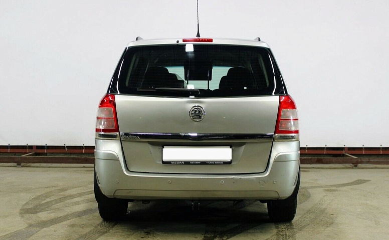 Opel Zafira B Рестайлинг