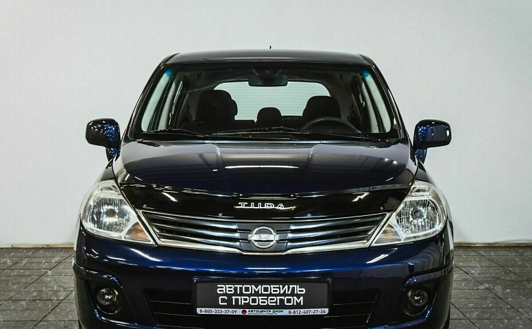 Nissan tiida