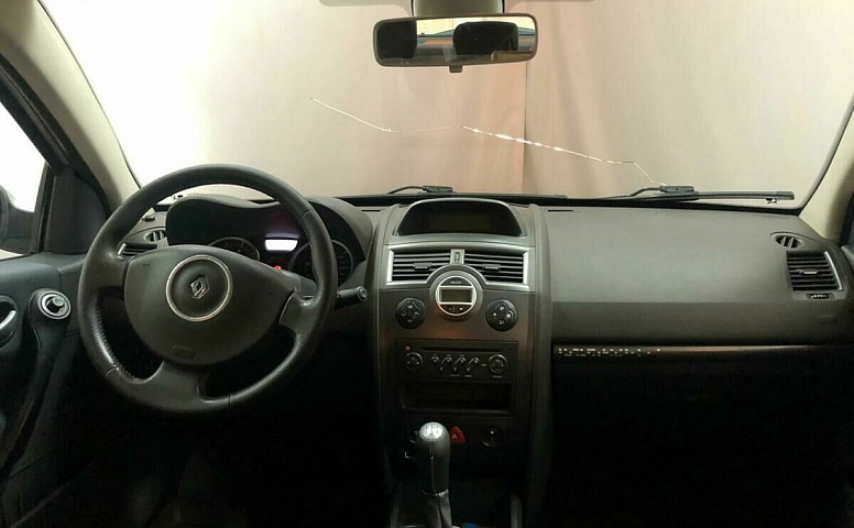 Renault MEGANE 1.6 MT (115 л.с.)