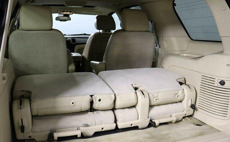 Cadillac Escalade III