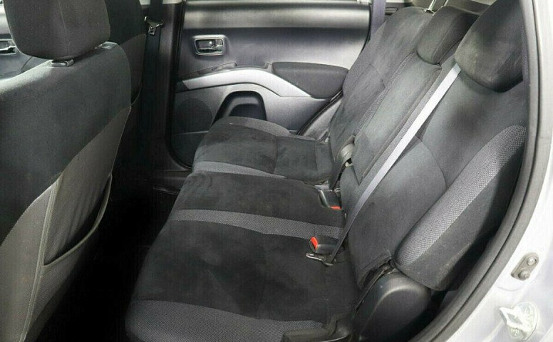 Mitsubishi Outlander 2.4 Вариатор