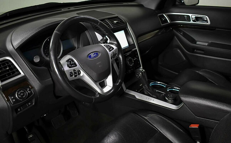 Ford Explorer V