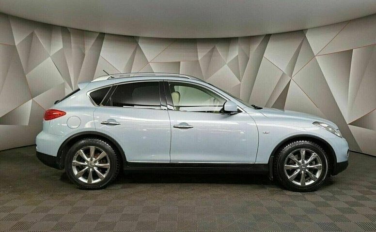 Infiniti ex