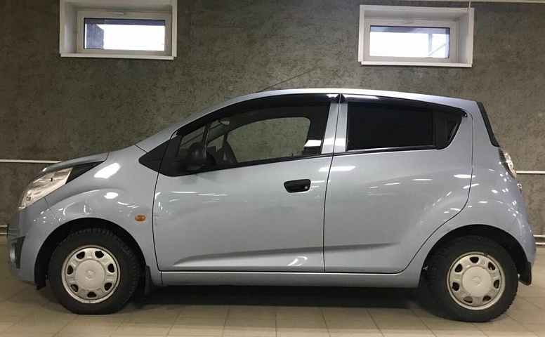 Chevrolet SPARK 1.0 MT (67 л.с.)