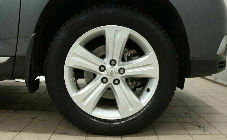 Toyota highlander