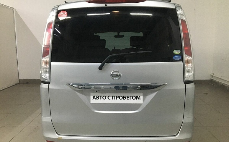 Nissan SERENA 2.0 CVT (144 л.с.) 4WD