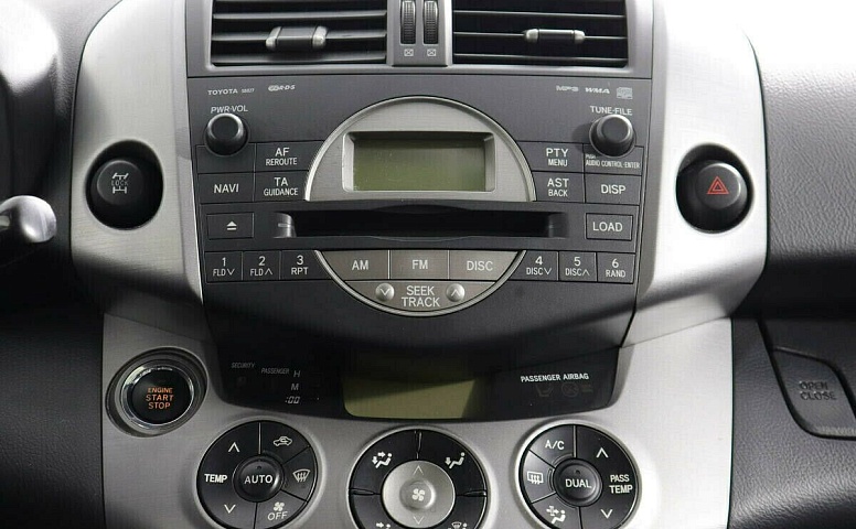 Toyota RAV4 III (XA30)