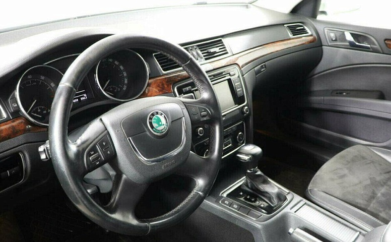 Skoda Superb 1.8 Автомат