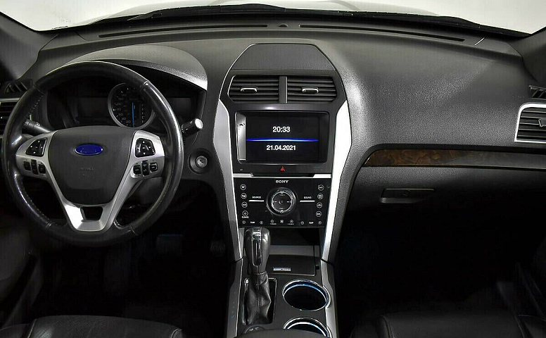 Ford Explorer V