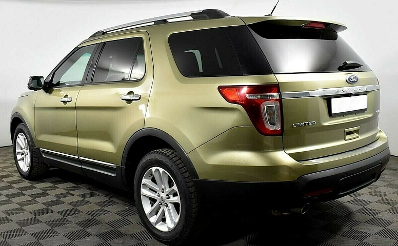 Ford Explorer V