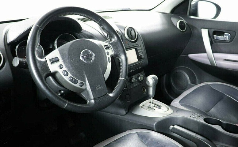 Nissan Qashqai 2.0 Вариатор