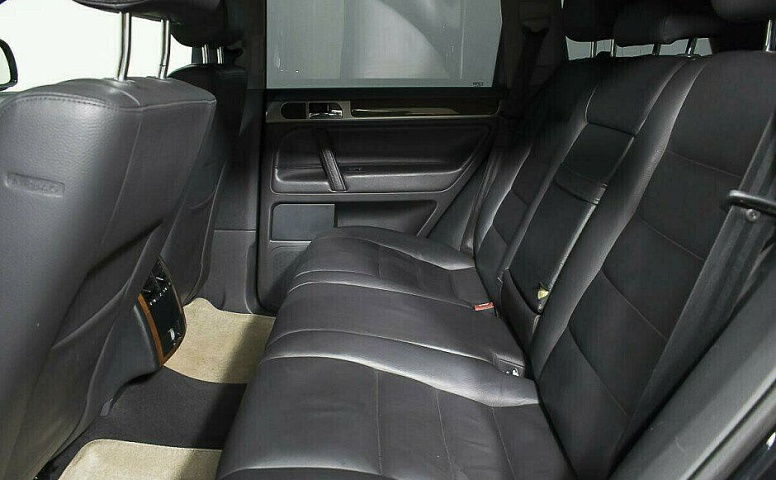 Volkswagen Touareg 2.5 Автомат