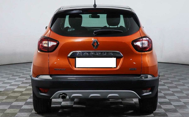Renault kaptur мкпп 2017 с пробегом 58 760 км