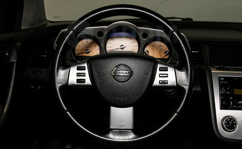 Nissan Murano, 1 поколение