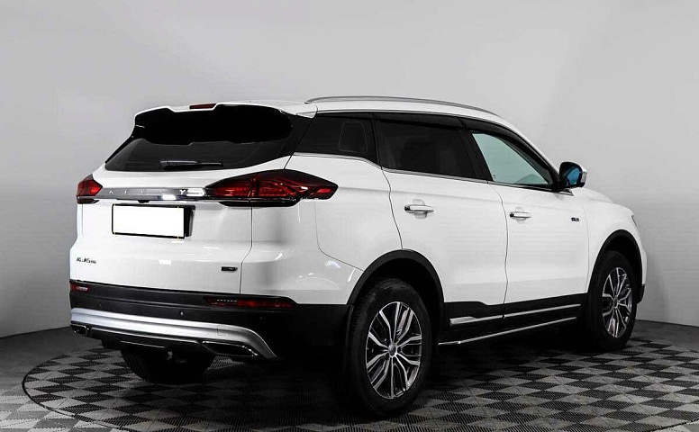 Geely atlas pro робот 2021 с пробегом 7 290 км