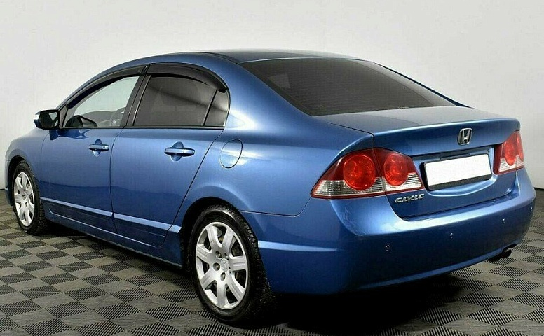 Honda Civic 1.8 Автомат