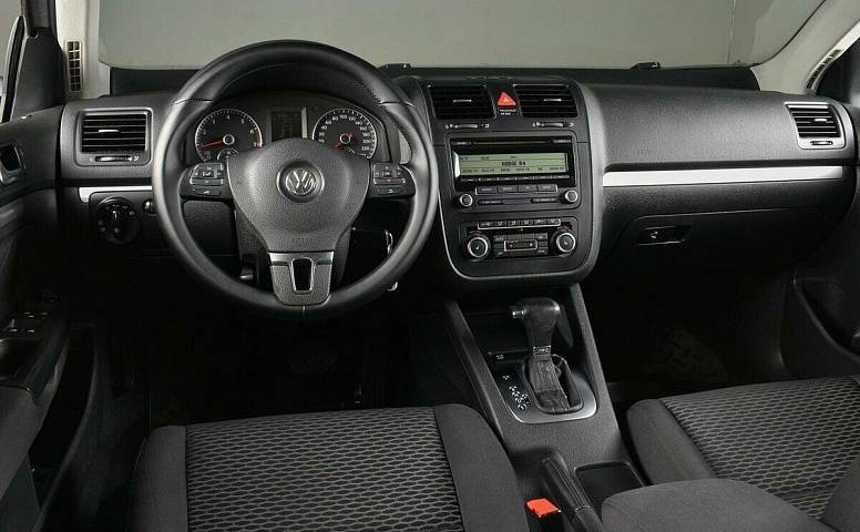 Volkswagen Jetta V