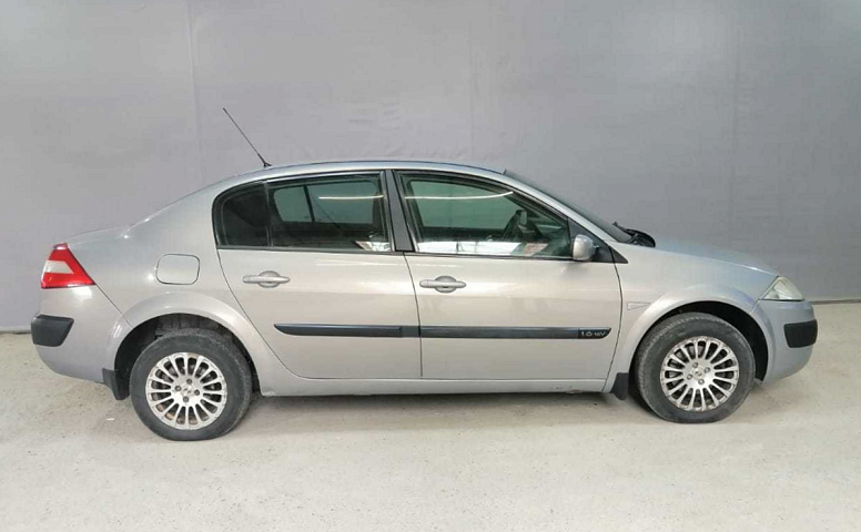Renault MEGANE 1.6 MT (115 л.с.)