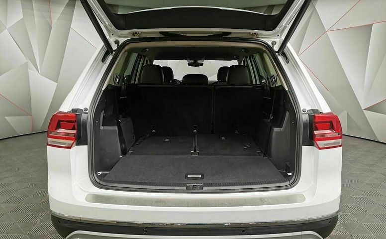 Volkswagen Teramont 2.0T AT 4Motion (220 л.с.) Status Белый