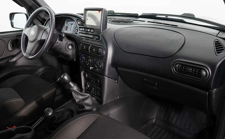 Lada (ваз) niva travel мкпп 2021 с пробегом 8 593 км