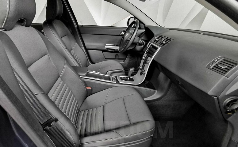 Volvo S40, 2 поколение, рестайлинг
