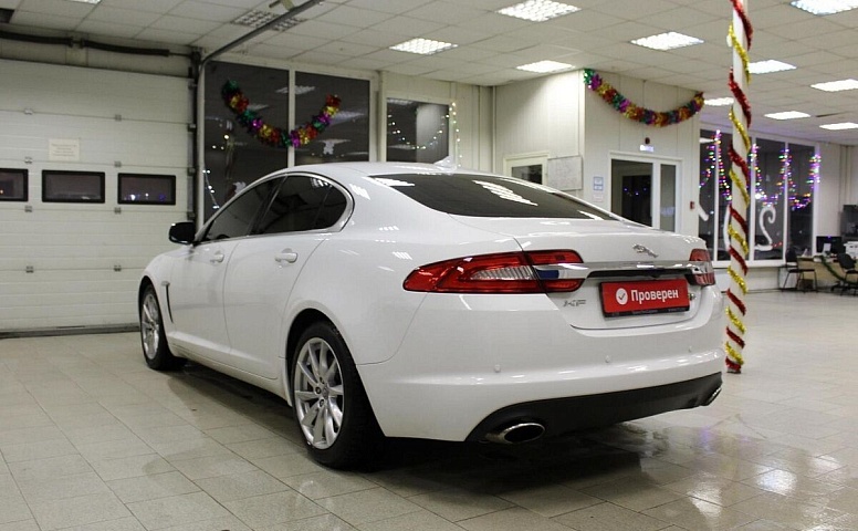 Jaguar XF I Рестайлинг