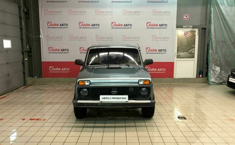 LADA (ВАЗ) NIVA 1.7 MT (80 л.с.) 4WD
