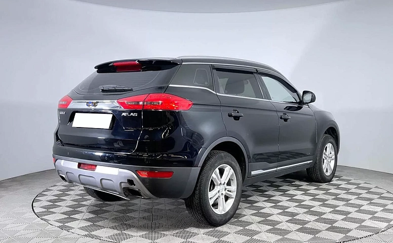 Geely Atlas