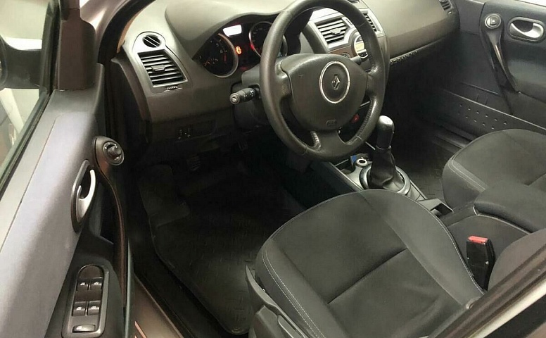 Renault MEGANE 1.6 MT (115 л.с.)