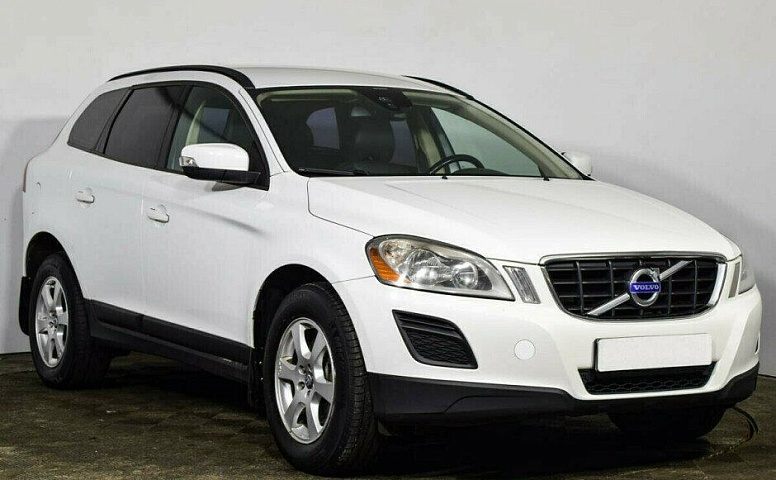 Volvo XC60 2.0 Робот