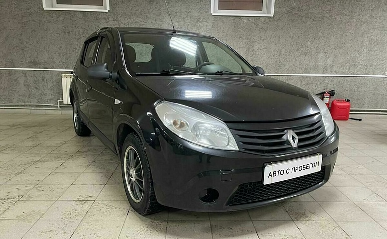 Renault SANDERO 1.6 MT (103 л.с.)