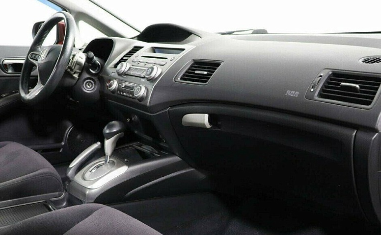 Honda Civic 1.8 Автомат