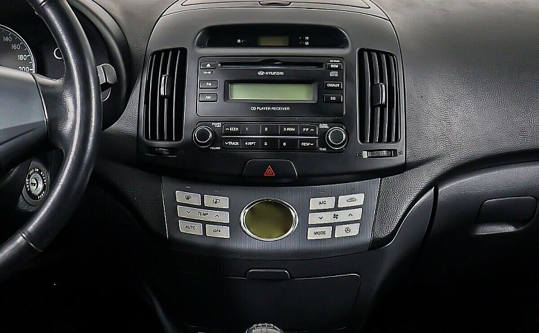 Hyundai Elantra 1.6 МКПП