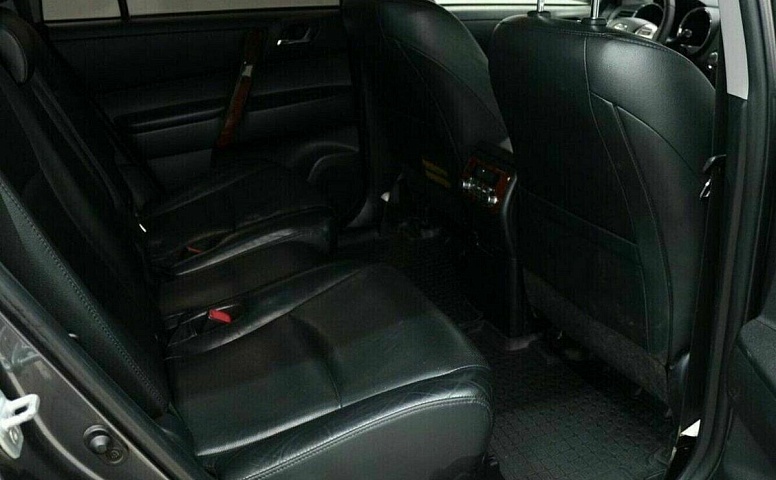 Toyota highlander