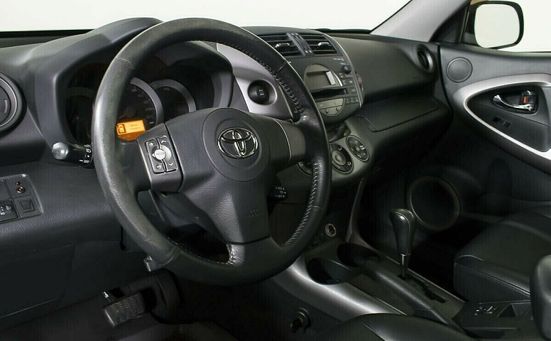 Toyota RAV4 III (XA30)