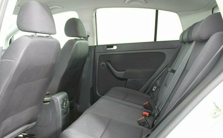 Volkswagen Golf Plus 1.6 Робот